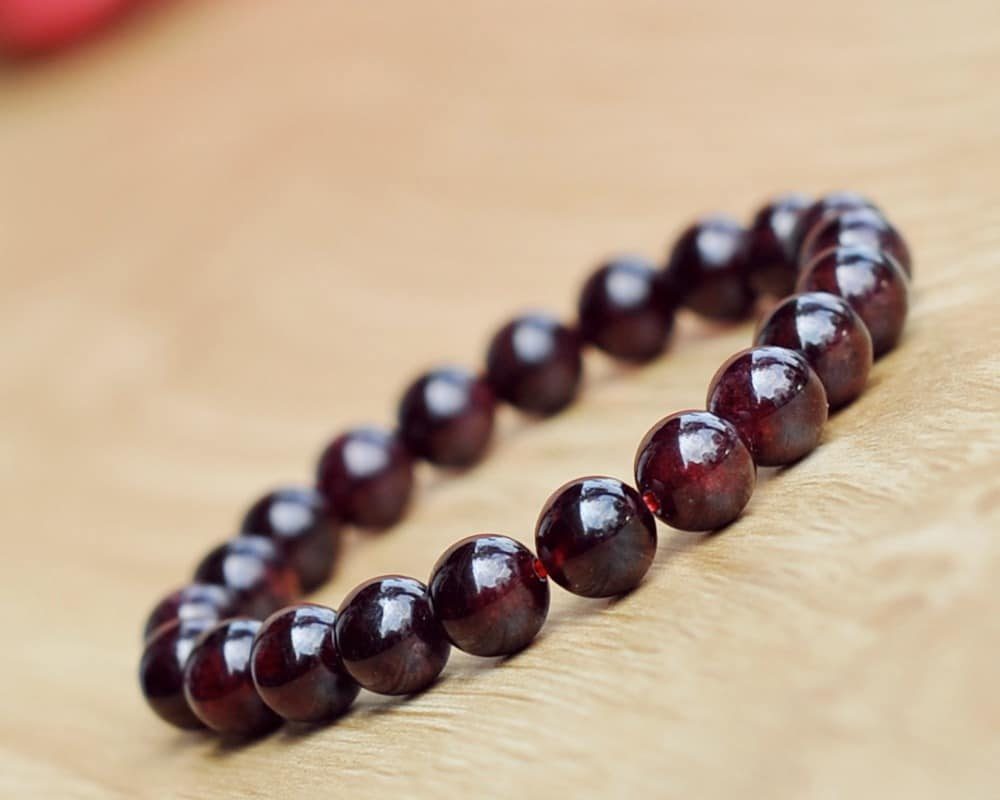 Vòng tay đá Garnet