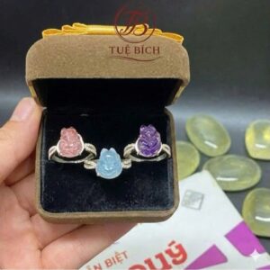 Nhẫn phỉ thúy nữ màu sắc